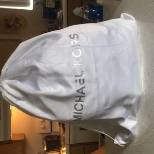 Michael Kors Plum MD Backpack